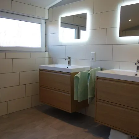 Bron Apartment